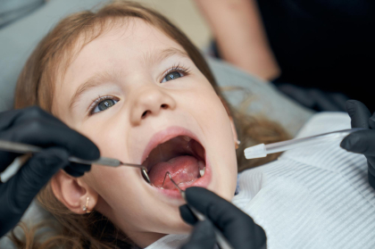 Przygotuj dziecko na pierwszą wizytę u dentysty!